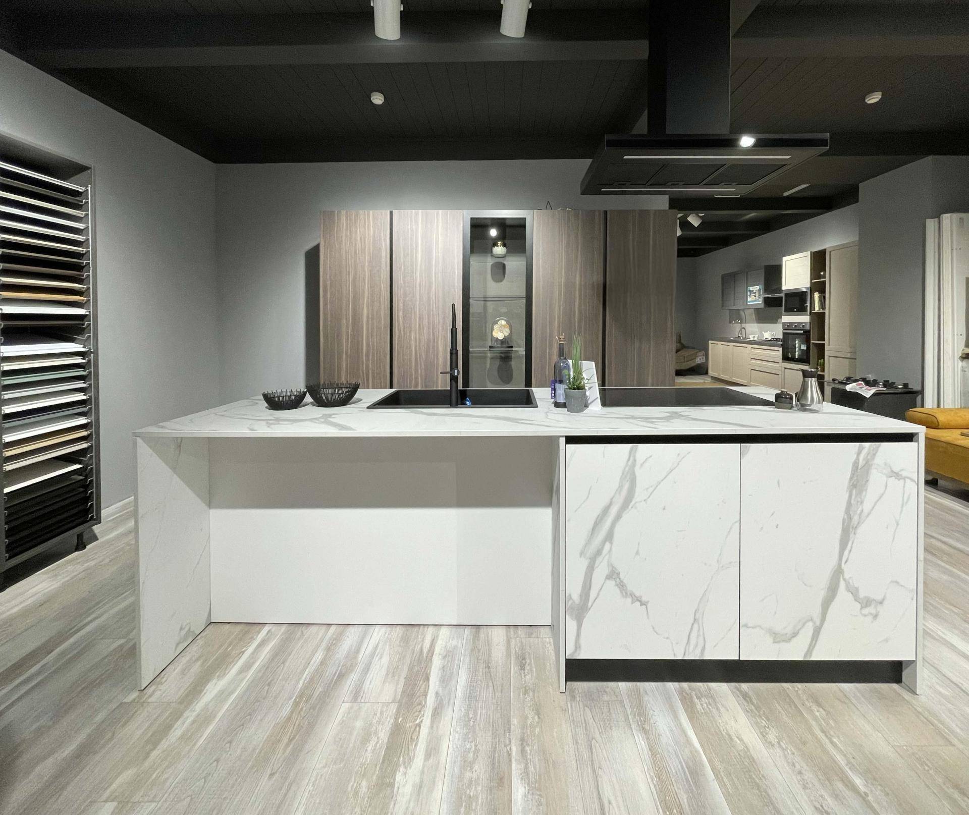 Cucina Stratos