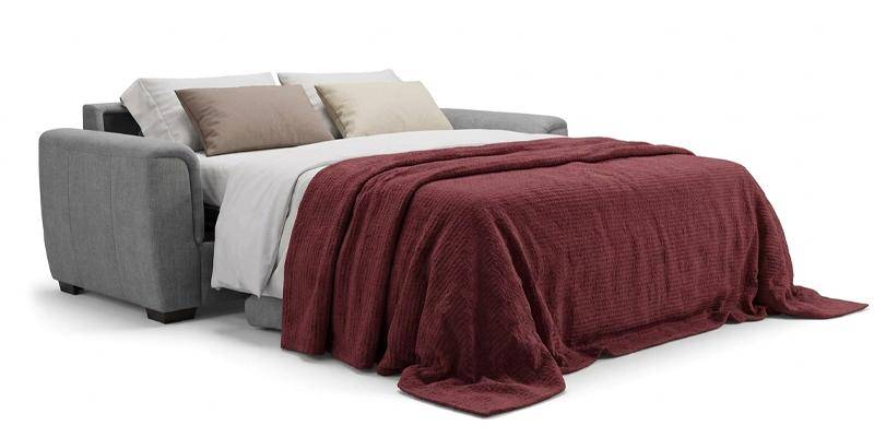 Divano 3 posti con letto (materasso con aloe 140x195x20 cm), in tessuto antimacchia.